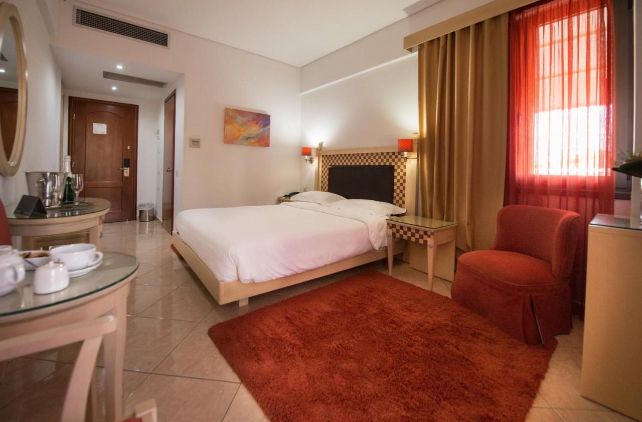 Premier Agrinio Heart Hotel Экстерьер фото