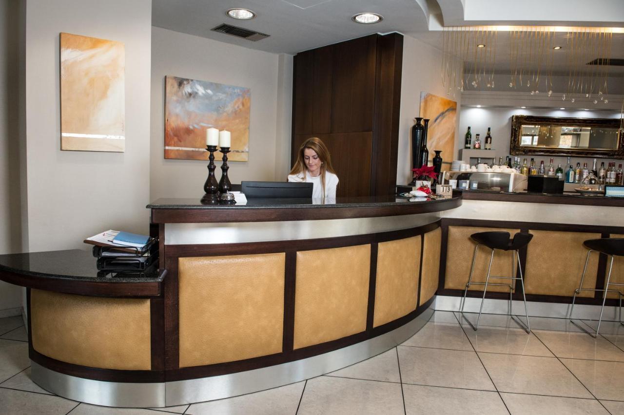 Premier Agrinio Heart Hotel Экстерьер фото